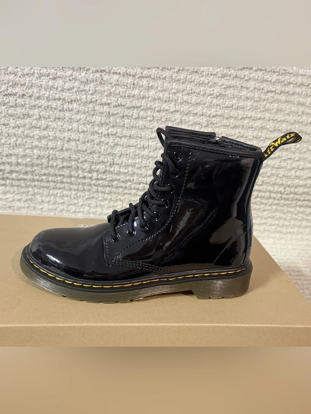 Dr. Martens Kids Black Patent Leather Lace-Up Boots Size US 2 No Box